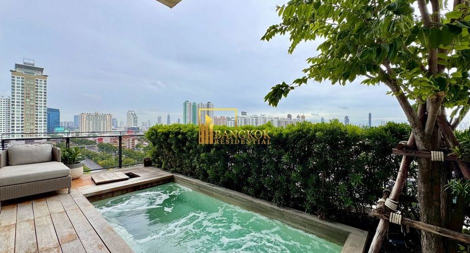 À vendre 3 chambres condo à Yan Nawa, Bangkok