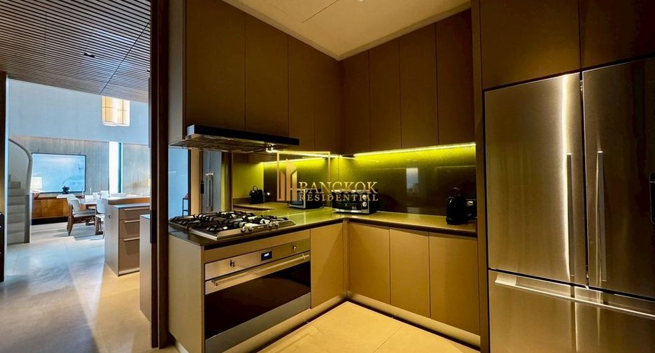 À vendre 3 chambres condo à Yan Nawa, Bangkok