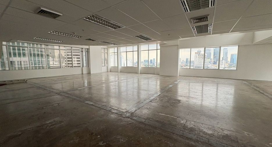 For rent office in Khlong Toei, Bangkok