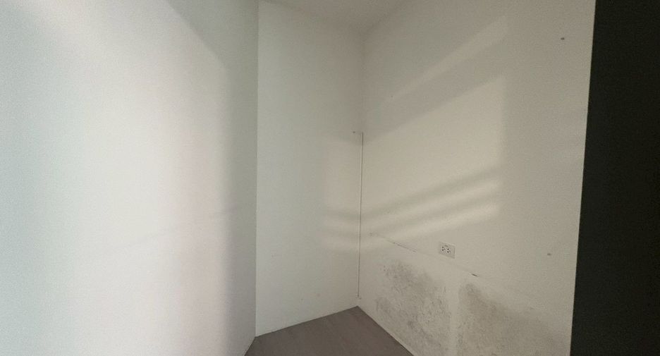 For rent office in Khlong Toei, Bangkok