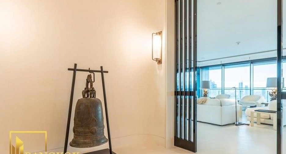 Condo en alquiler y en venta de 4 habitaciones en Pathum Wan, Bangkok