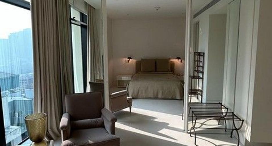 Condo en alquiler y en venta de 4 habitaciones en Pathum Wan, Bangkok