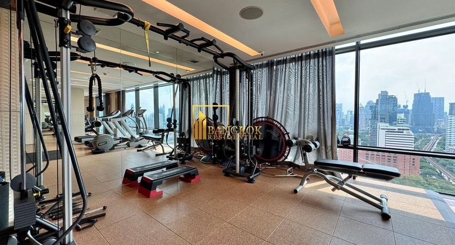 Condo en alquiler y en venta de 4 habitaciones en Pathum Wan, Bangkok