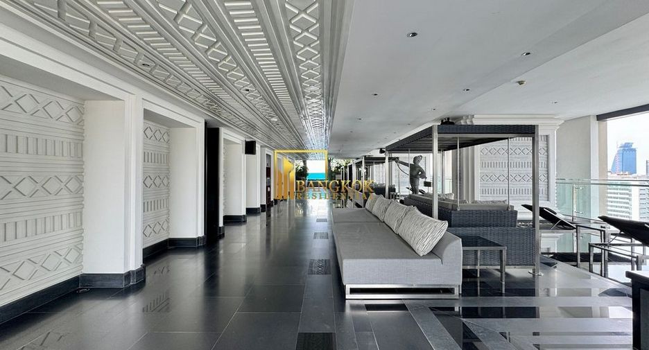 Condo en alquiler y en venta de 4 habitaciones en Pathum Wan, Bangkok