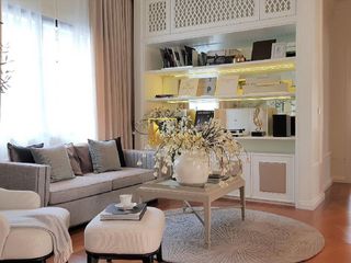 Haus zur Miete und zum Kauf mit 5 Zimmer in Suan Luang, Bangkok