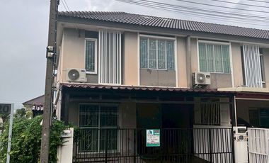 For sale 3 bedrooms townhouse in Bang Khen, Bangkok
