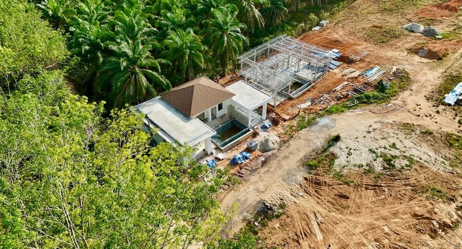 For sale 4 bedrooms villa in Mueang Krabi, Krabi