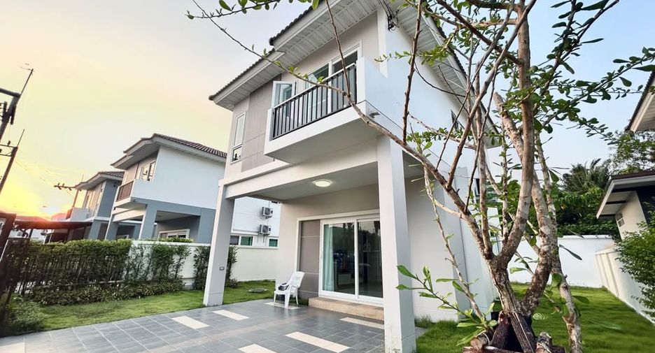 For rent 3 bedrooms house in Mueang Phuket, Phuket