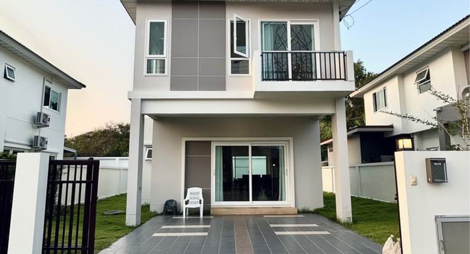 For rent 3 bedrooms house in Mueang Phuket, Phuket