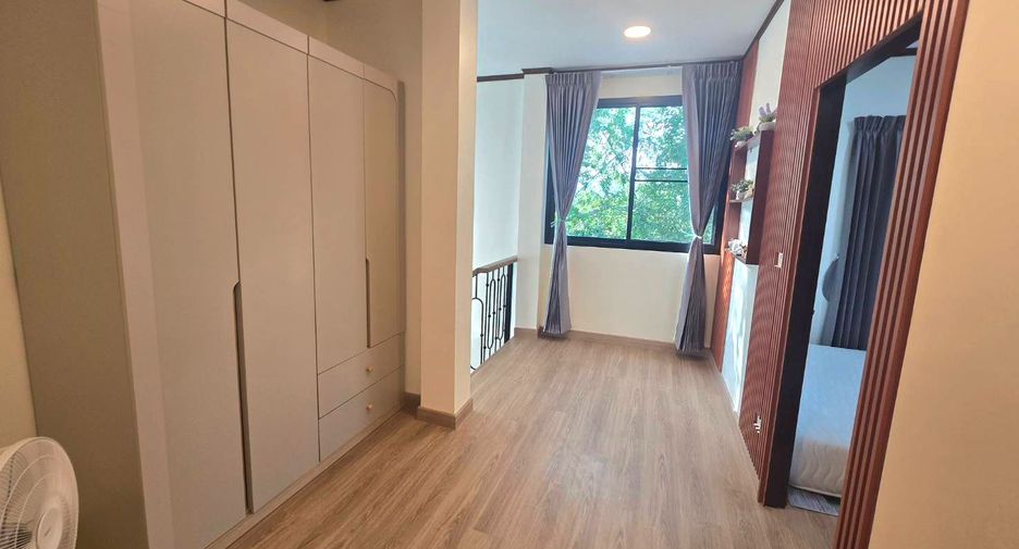 For rent 5 bedrooms house in Doi Saket, Chiang Mai
