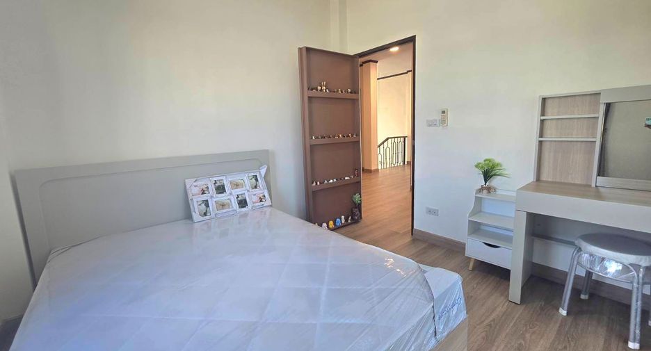 For rent 5 bedrooms house in Doi Saket, Chiang Mai