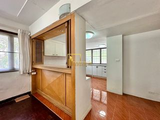 For rent 2 bedrooms townhouse in Yan Nawa, Bangkok