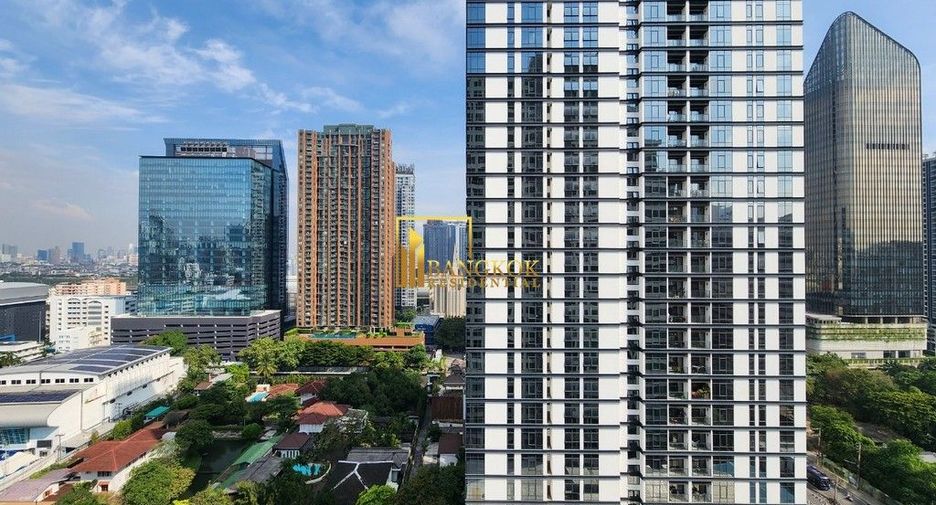 For rent 2 bedrooms condo in Watthana, Bangkok