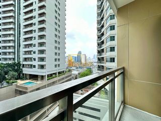 Condo en alquiler de 1 habitaciones en Khlong Toei, Bangkok