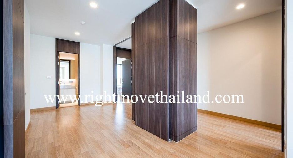 For sale 4 bedrooms condo in Suan Luang, Bangkok