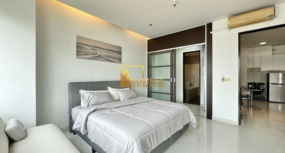 ให้เช่า 2 ห้องนอน คอนโด ใน คลองเตย, กรุงเทพฯ