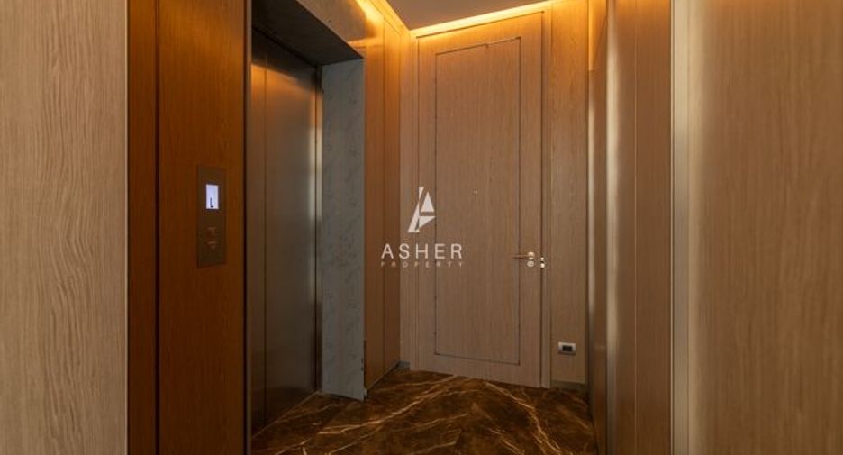 For sale 2 bedrooms condo in Pathum Wan, Bangkok
