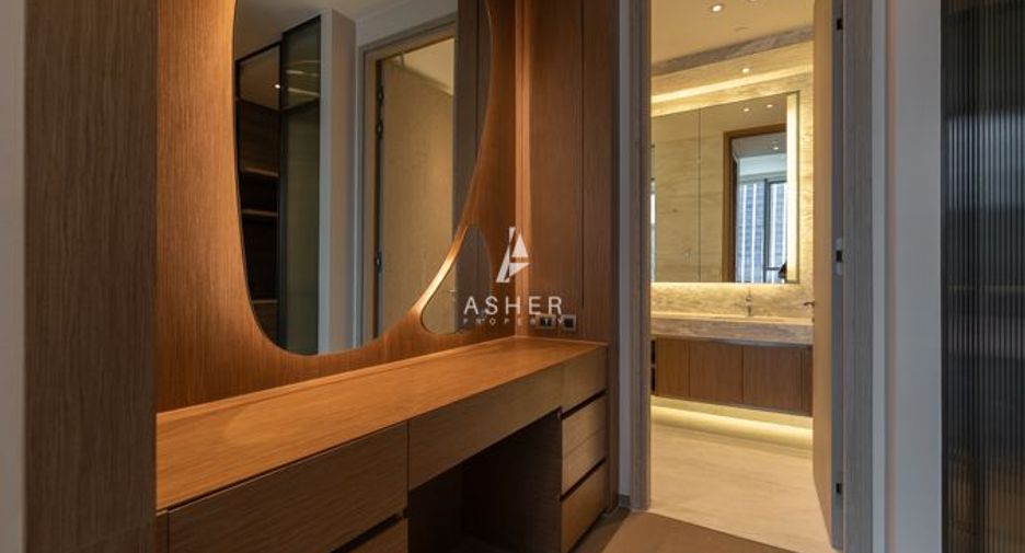 For sale 2 bedrooms condo in Pathum Wan, Bangkok