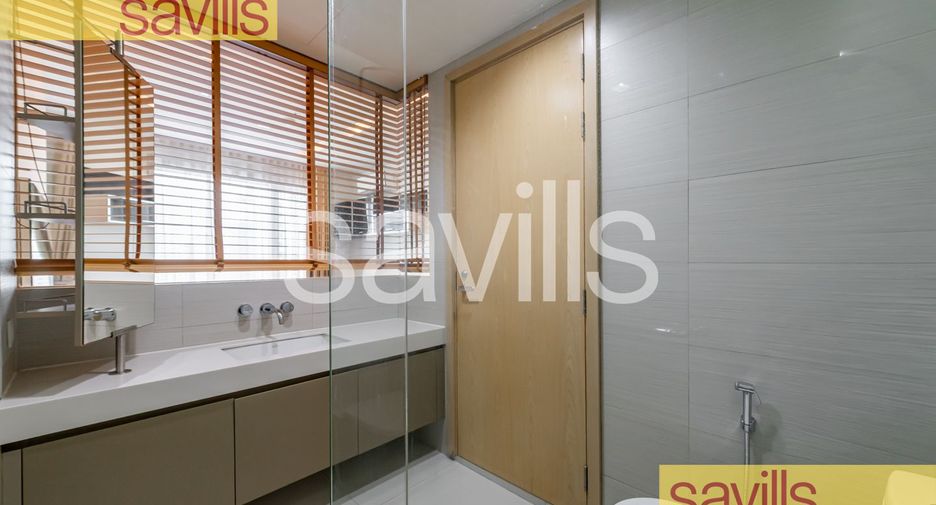 For sale 1 bed condo in Khlong Toei, Bangkok