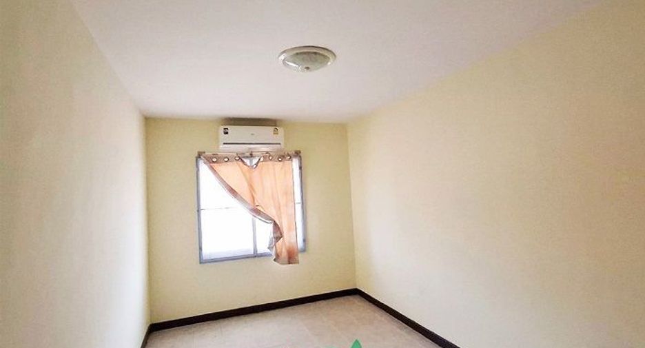 Reihenhaus zum Kauf mit 3 Zimmer in Mueang Samut Prakan, Samut Prakan