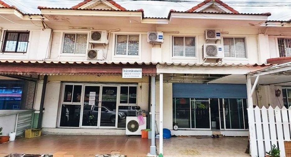 Reihenhaus zum Kauf mit 3 Zimmer in Mueang Samut Prakan, Samut Prakan