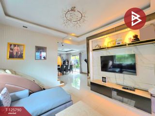 Casa en venta de 3 habitaciones en Si Racha, Chonburi