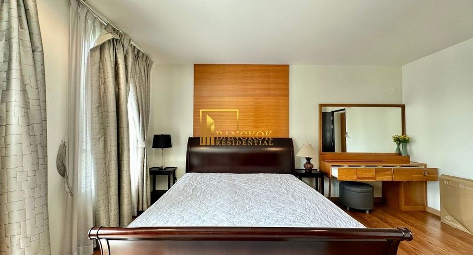 For rent 2 bedrooms condo in Khlong Toei, Bangkok