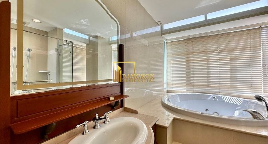 Wohnung zur Miete mit 2 Zimmer in Khlong Toei, Bangkok