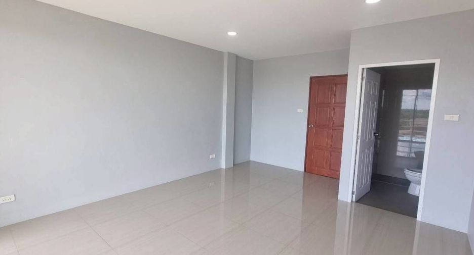 For rent そして for sale 4 ベッドルーム retail Space in Bang Nam Priao, Chachoengsao