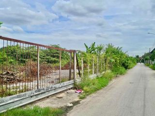 À vendre terrain à Lat Krabang, Bangkok
