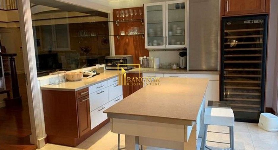 Wohnung zur Miete und zum Kauf mit 4 Zimmer in Khlong Toei, Bangkok