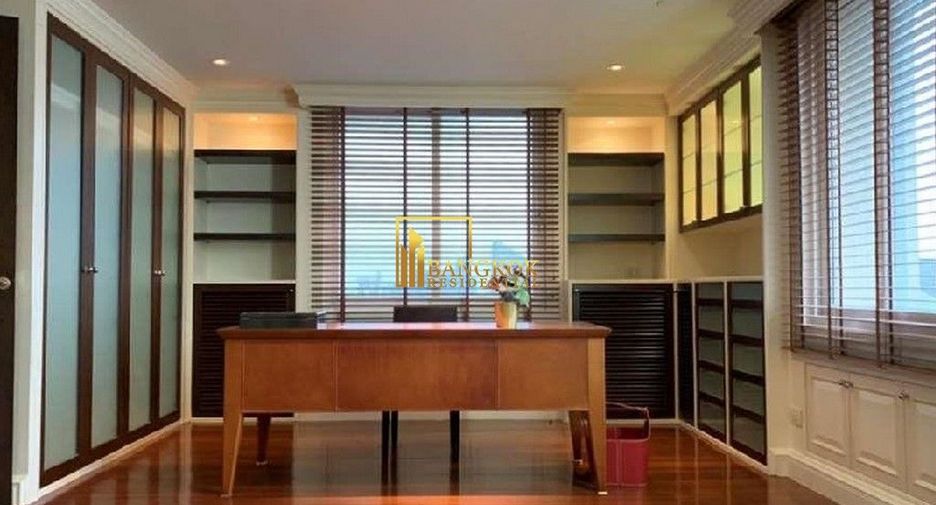 Wohnung zur Miete und zum Kauf mit 4 Zimmer in Khlong Toei, Bangkok
