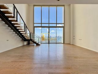For sale 4 bedrooms condo in Khlong San, Bangkok