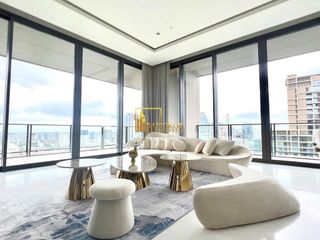 Condo en alquiler y en venta de 3 habitaciones en Pathum Wan, Bangkok