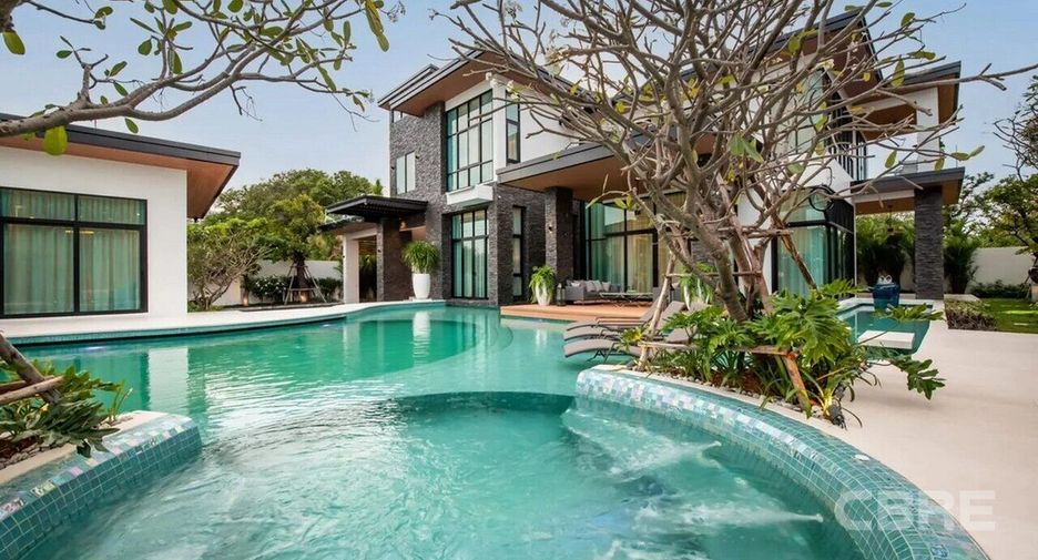 For sale 5 bedrooms house in Cha Am, Phetchaburi
