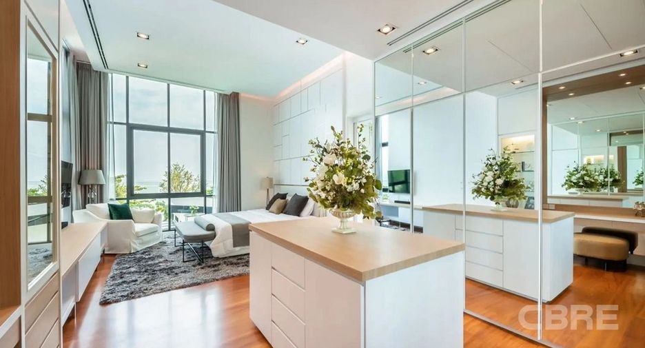 For sale 5 bedrooms house in Cha Am, Phetchaburi