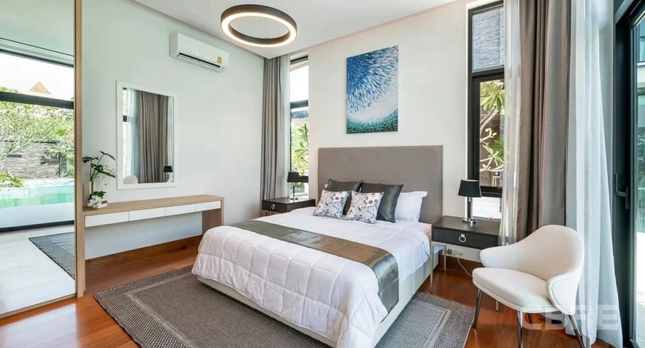 For sale 5 bedrooms house in Cha Am, Phetchaburi