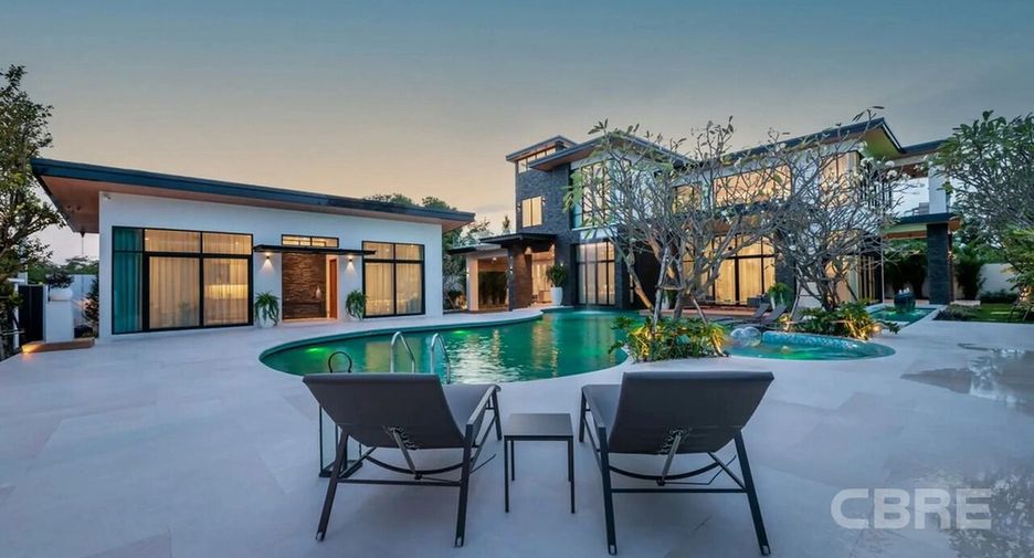 For sale 5 bedrooms house in Cha Am, Phetchaburi