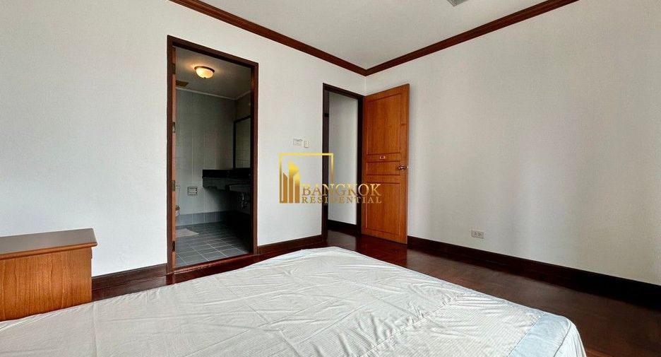 Condo en alquiler y en venta de 6 habitaciones en Khlong Toei, Bangkok
