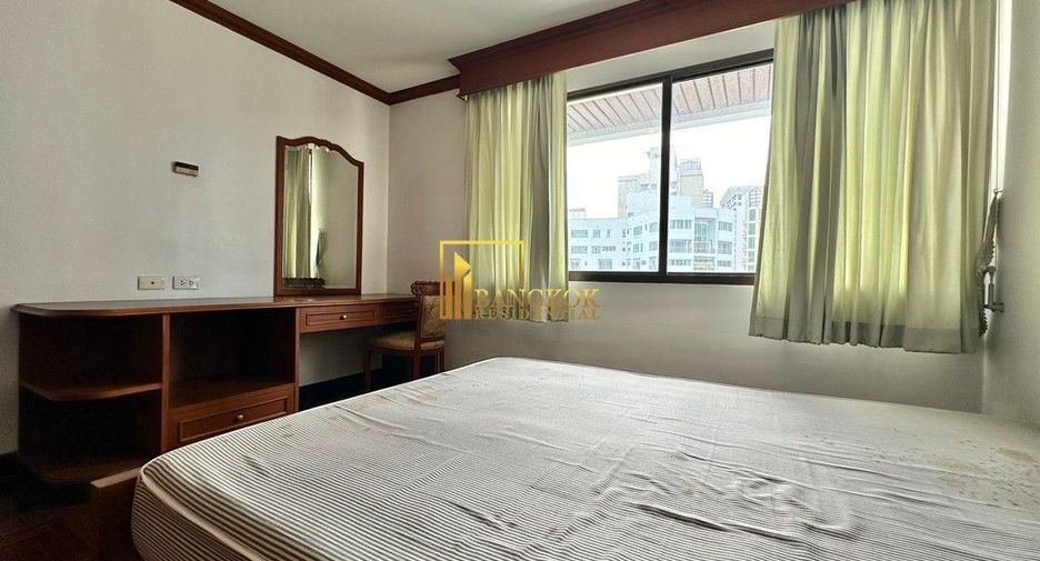 Condo en alquiler y en venta de 6 habitaciones en Khlong Toei, Bangkok