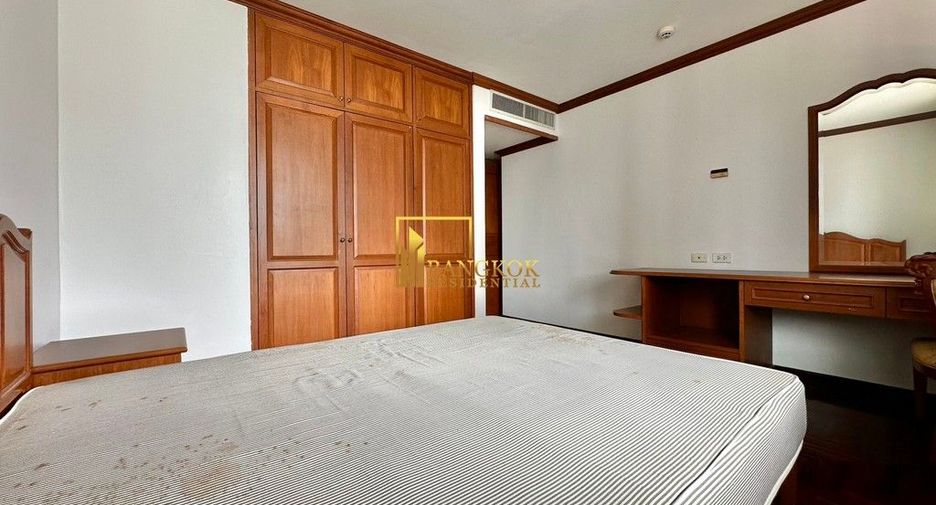 Condo en alquiler y en venta de 6 habitaciones en Khlong Toei, Bangkok