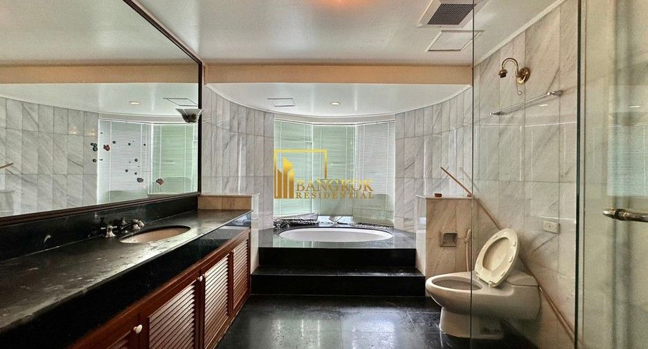 Condo en alquiler y en venta de 6 habitaciones en Khlong Toei, Bangkok