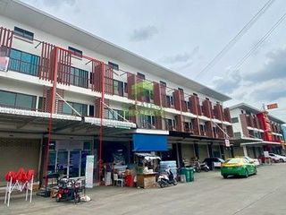 À vendre 2 chambres local commercial à Khlong Luang, Pathum Thani