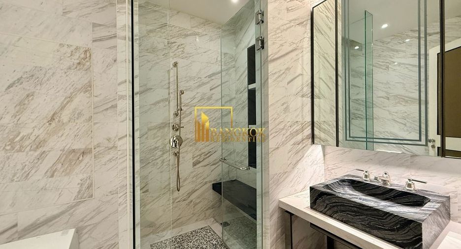 For rent and for sale 3 bedrooms condo in Khlong San, Bangkok