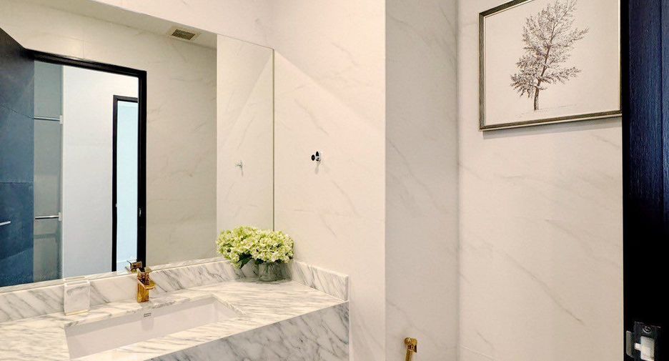 For sale 1 bed condo in Ratchathewi, Bangkok