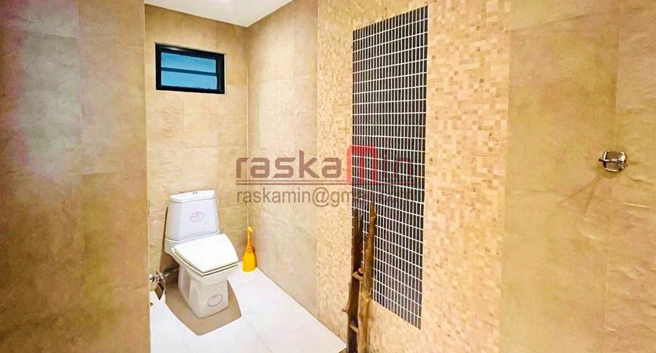 For sale 3 bedrooms condo in Bang Lamung, Chonburi