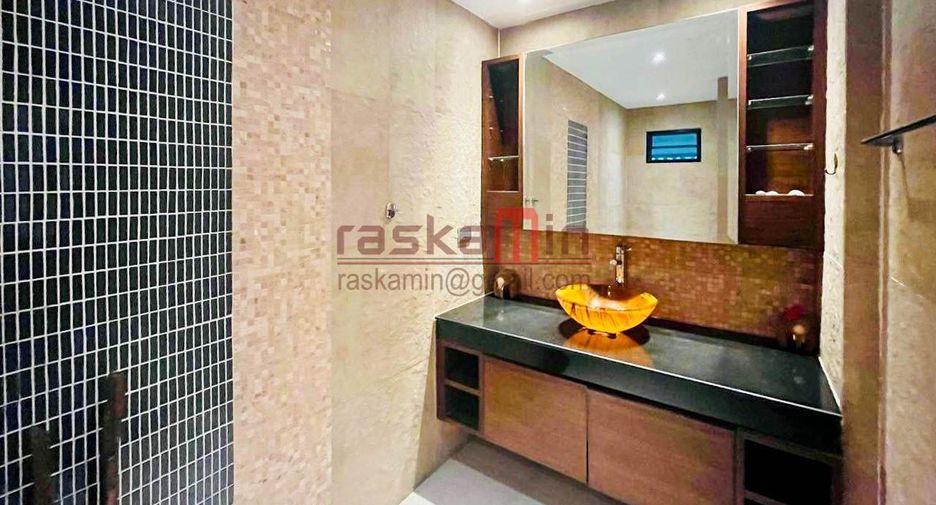 For sale 3 bedrooms condo in Bang Lamung, Chonburi