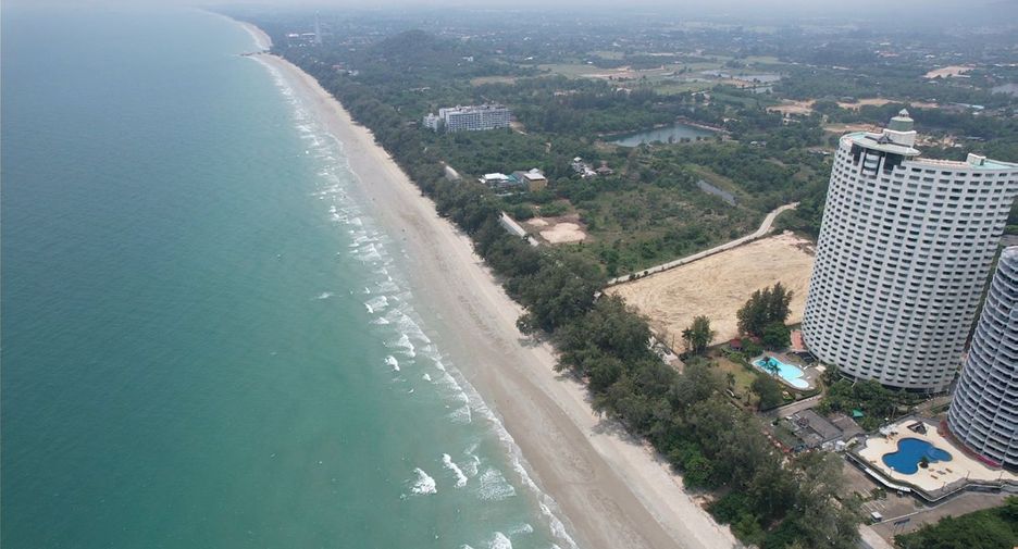 Casa adosada en venta de 4 habitaciones en Mueang Rayong, Rayong