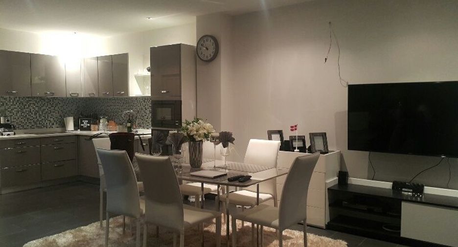 Casa adosada en venta de 4 habitaciones en Mueang Rayong, Rayong