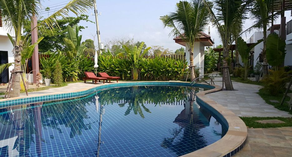 Casa adosada en venta de 4 habitaciones en Mueang Rayong, Rayong